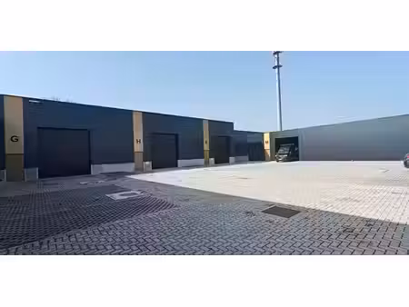bâtiment d’entreprise à louer à brasschaat pour € 1.300