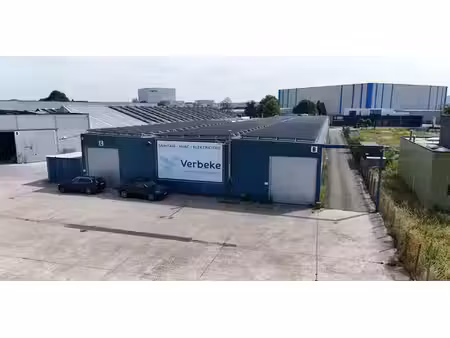 bâtiment d’entreprise à louer à deinze pour € 1.225