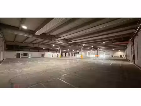 bâtiment d’entreprise à louer à dendermonde pour € 6.000