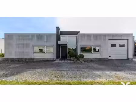 bâtiment d’entreprise à louer à gits pour € 1.350