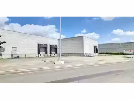 bâtiment d’entreprise à vendre à ingelmunster pour € 2.000.000