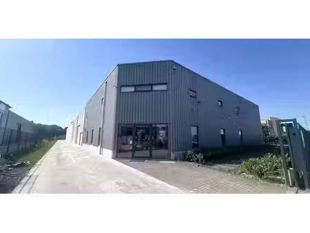 bâtiment d’entreprise à louer à lokeren pour € 6.950