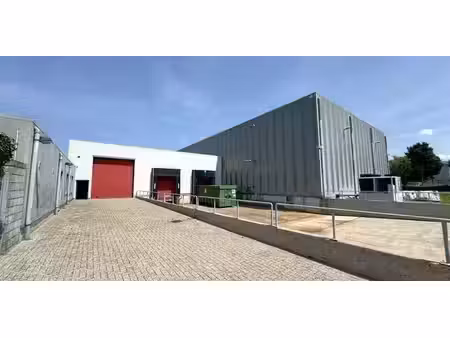 bâtiment d’entreprise à louer à westmalle pour € 7.084
