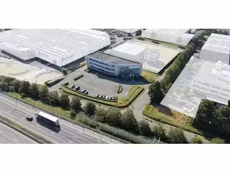 bâtiment d’entreprise à vendre à temse pour € 2.750.000