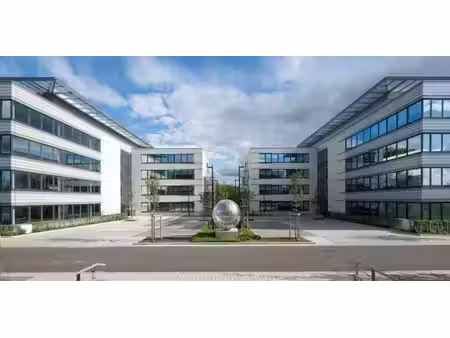 bâtiment d’entreprise à louer à wavre pour € 3.933