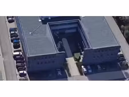 bâtiment d’entreprise à louer à wommelgem pour € 8.196