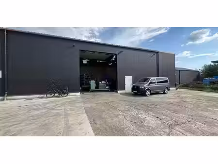 bâtiment d’entreprise à louer à machelen pour € 1.450