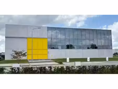 bâtiment d’entreprise à vendre à zwevegem pour € 3.900.000