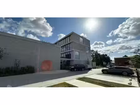 bâtiment d’entreprise à vendre à zwevegem pour € 615.000