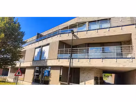 app. rez-de-chaussée à louer à zwevezele pour € 775 avec 2 chambres à coucher