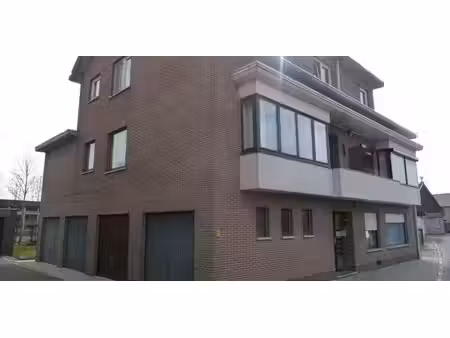 appartement à louer à zoutleeuw pour € 800 avec 2 chambres à coucher