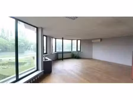 bureau à louer à bornem pour € 4.278