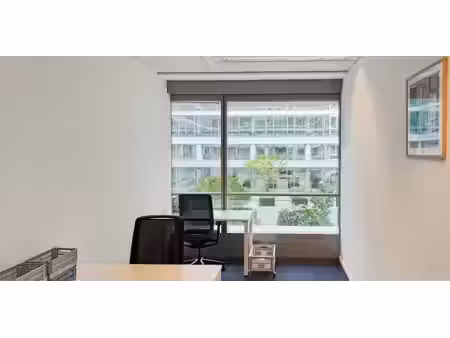 bureau à louer à schaerbeek pour € 819
