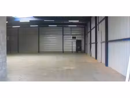 entrepôt à louer à houthalen pour € 3.100