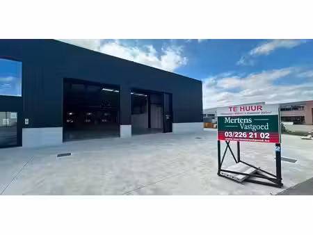entrepôt à louer à sint-niklaas pour € 6.500
