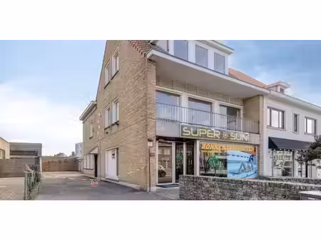 bien commercial à vendre à sint-pieters pour € 475.000 avec 3 chambres à coucher