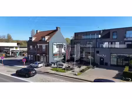 bien commercial à louer à deinze pour € 6.950