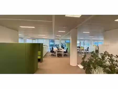 bureau à louer à gent pour € 5.653