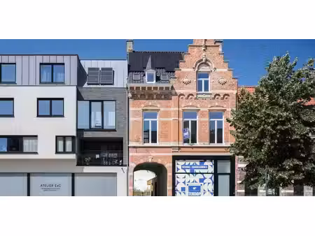 bien commercial à vendre à sint-amandsberg pour € 695.000 avec 3 chambres à coucher