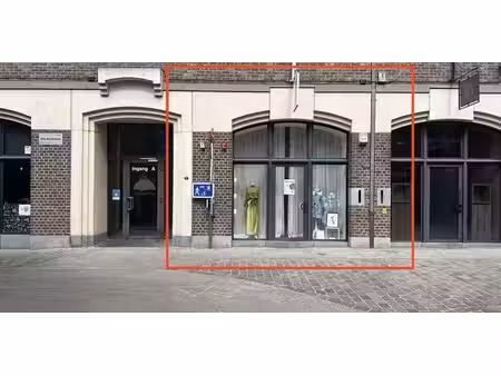 bien commercial à louer à hasselt pour € 795