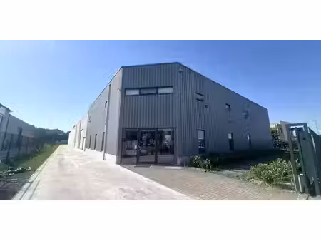 bâtiment d’entreprise à louer à lokeren pour € 6.950