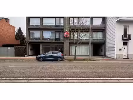bien commercial à louer à mol pour € 1.290