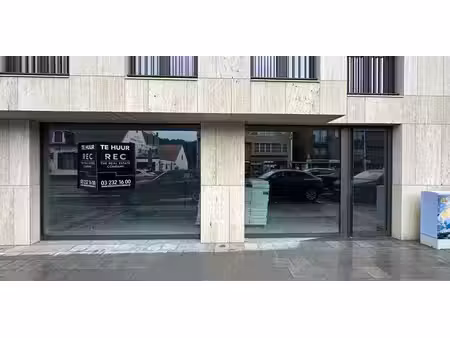 bien commercial à louer à schilde pour € 6.000