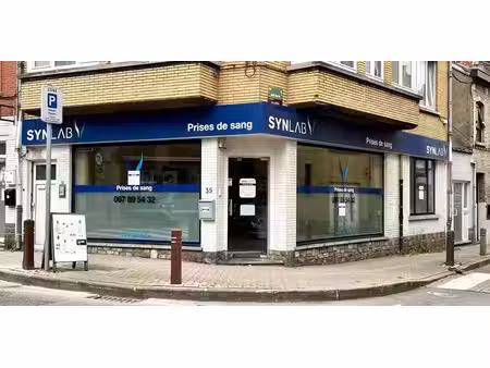 bien commercial à louer à wavre pour € 1.250