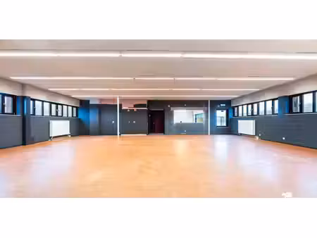 bien commercial à louer à welkenraedt pour € 1.500