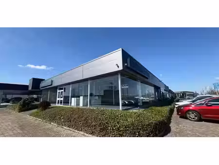 bien commercial à louer à oevel pour € 4.100