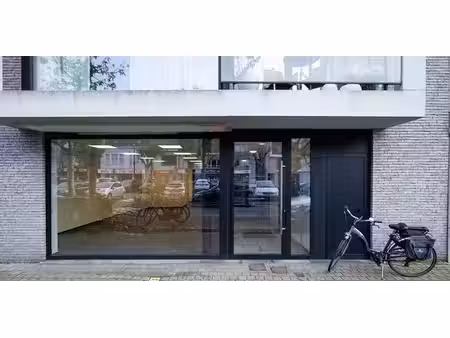 bien commercial à louer à zelzate pour € 1.400