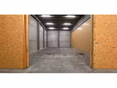 bâtiment commercial à louer à otegem pour € 795