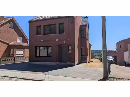 maison à louer à langdorp pour € 1.250 avec 3 chambres à coucher