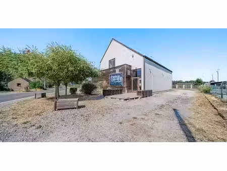 usage mixte à vendre à taviers pour € 480.000 avec 4 chambres à coucher