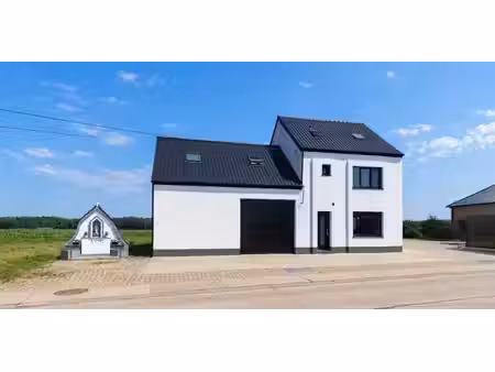 maison à vendre à geetbets pour € 485.000 avec 9 chambres à coucher