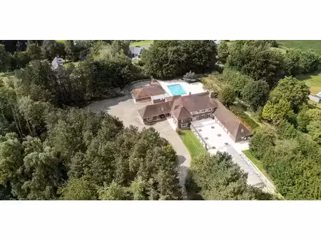 maison exceptionnelle à vendre à grez-doiceau pour € 1.750.000 avec 10 chambres à coucher