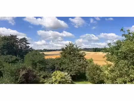sous option - maison à vendre à dion-le-val avec 5 chambres à coucher