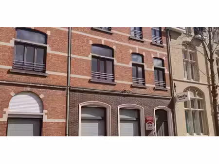 maison à louer à ieper pour € 770 avec 3 chambres à coucher