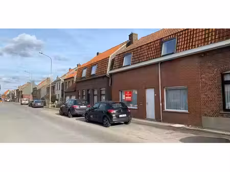 maison à louer à ieper pour € 775 avec 4 chambres à coucher