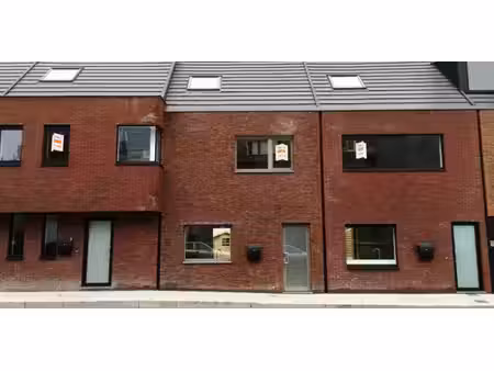 maison à louer à kortrijk pour € 1.280 avec 4 chambres à coucher