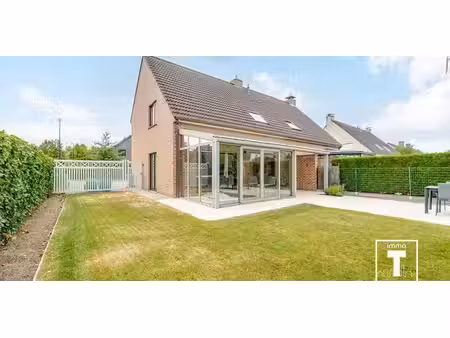 sous option - maison à vendre à melle avec 3 chambres à coucher