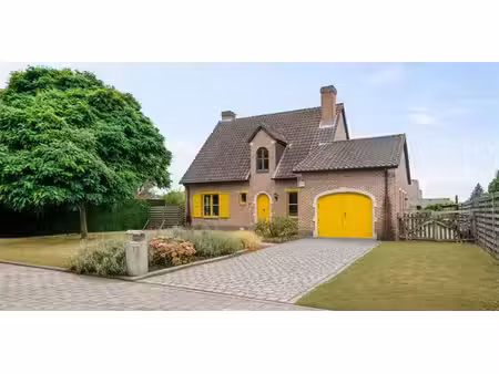 maison à vendre à emblem pour € 465.000 avec 3 chambres à coucher