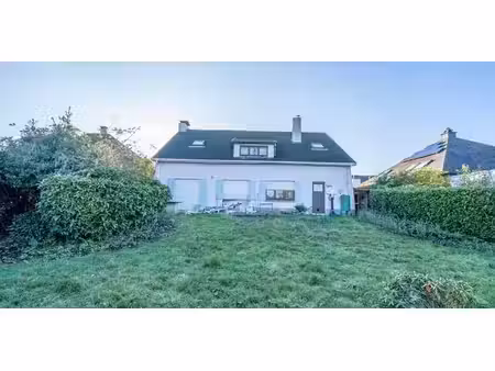 sous option - villa à vendre à waterloo avec 4 chambres à coucher