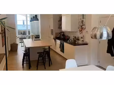 duplex à louer à laeken pour € 1.600 avec 2 chambres à coucher