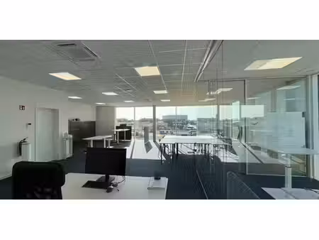 bâtiment d’entreprise à louer à aalter pour € 1.350