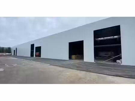 bâtiment d’entreprise à louer à wilrijk pour € 7.064