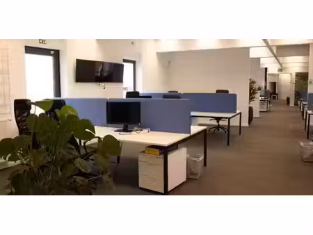 bâtiment d’entreprise à louer à deurne pour € 5.193