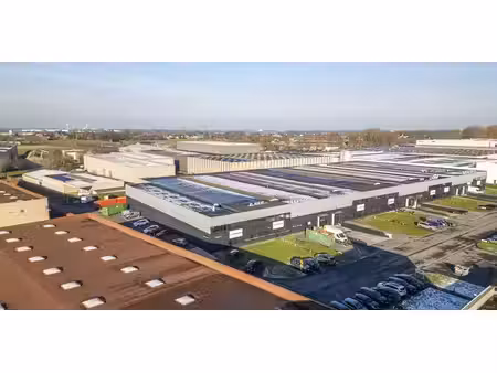 bâtiment d’entreprise à louer à deerlijk pour € 5.650