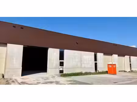 bâtiment d’entreprise à louer à halen pour € 1.500