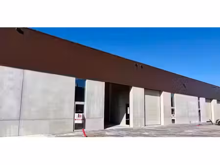 bâtiment d’entreprise à louer à halen pour € 1.600